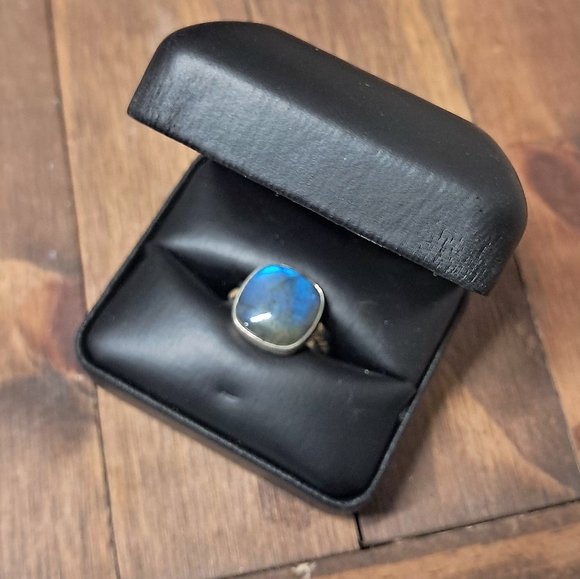 Vintage 925 Sterling Silver Moonstone Ring - Picture 3 of 9